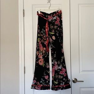 Black floral pull on casual dress pants with tie